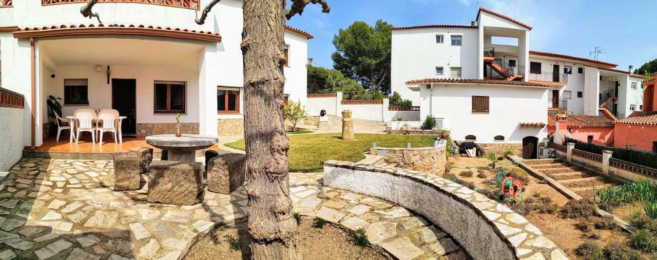 Vacay Apartamento Montgo, Agradable Jardin! En Costa Brava L'Escala! Екстериор снимка