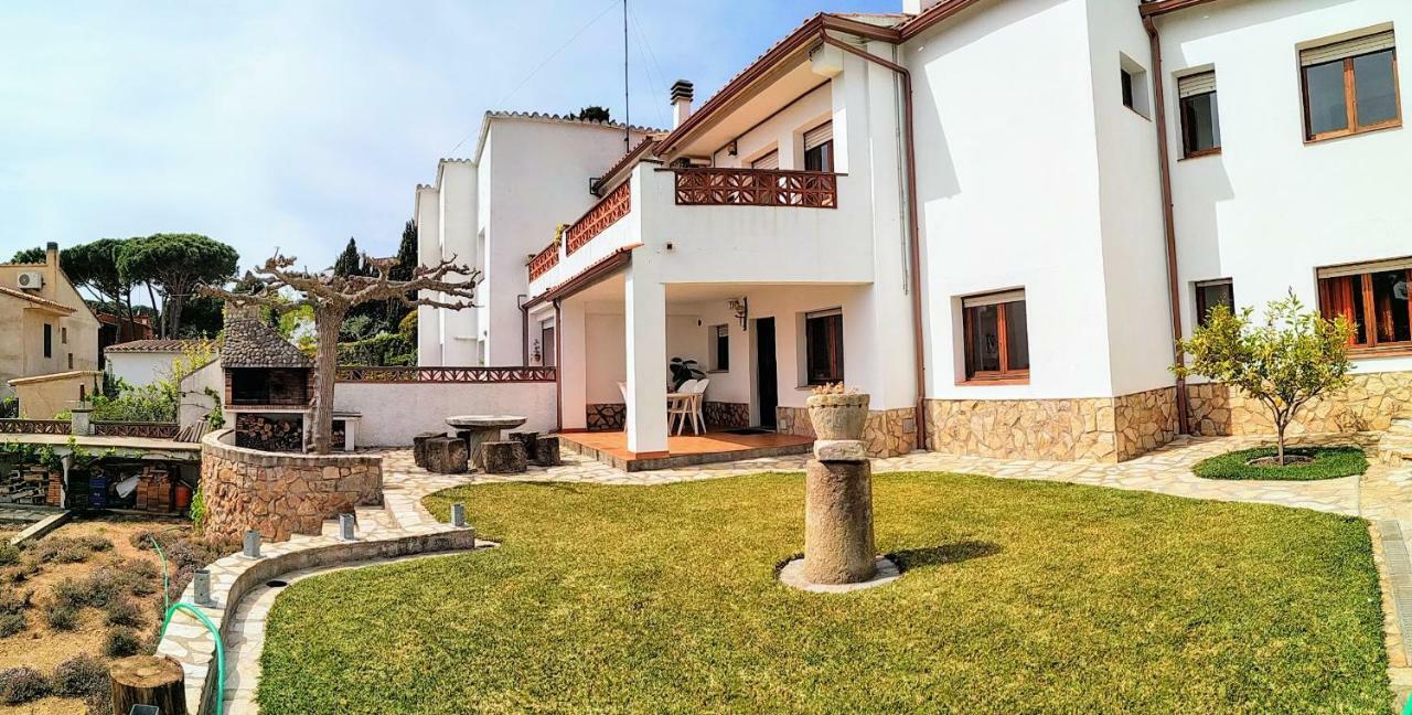 Vacay Apartamento Montgo, Agradable Jardin! En Costa Brava L'Escala! Екстериор снимка